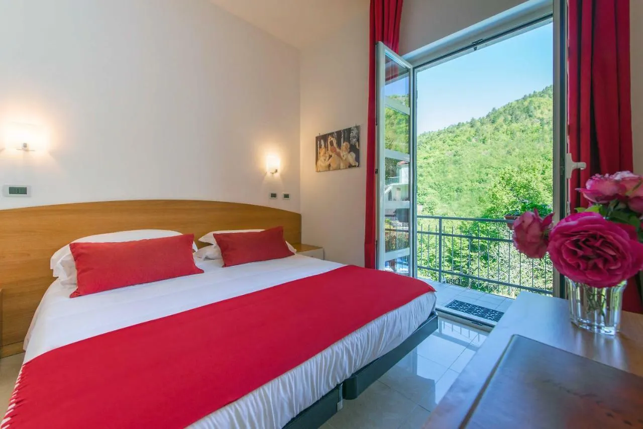 Balestrino Hotel Ca' De Berna 3*,